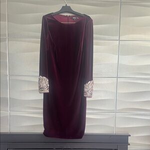 Badgley Mischka   Velvet Wine/Burgundy Dress in excellent condition, worn once.